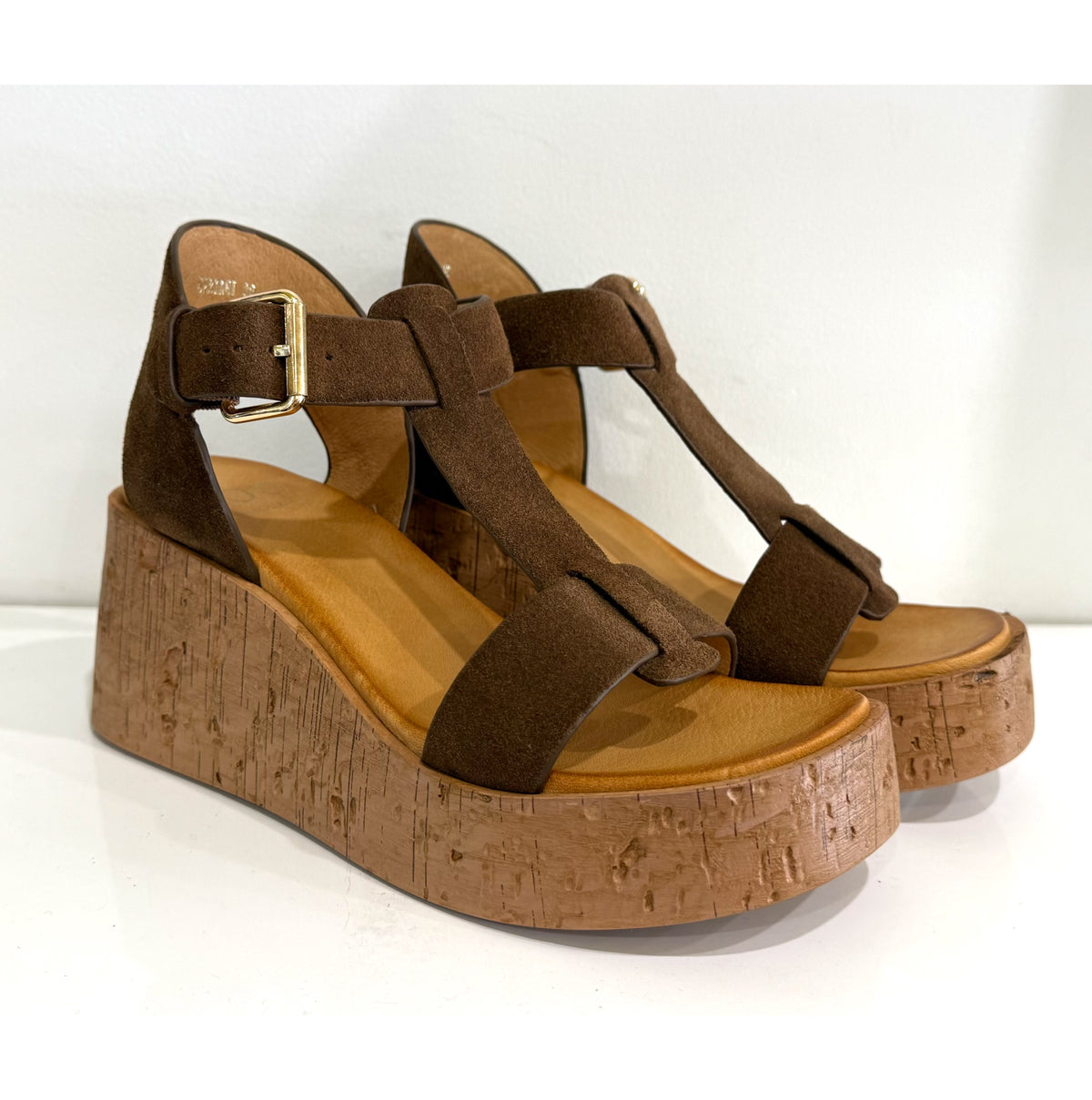 EOS Cariani - Pecan Suede
