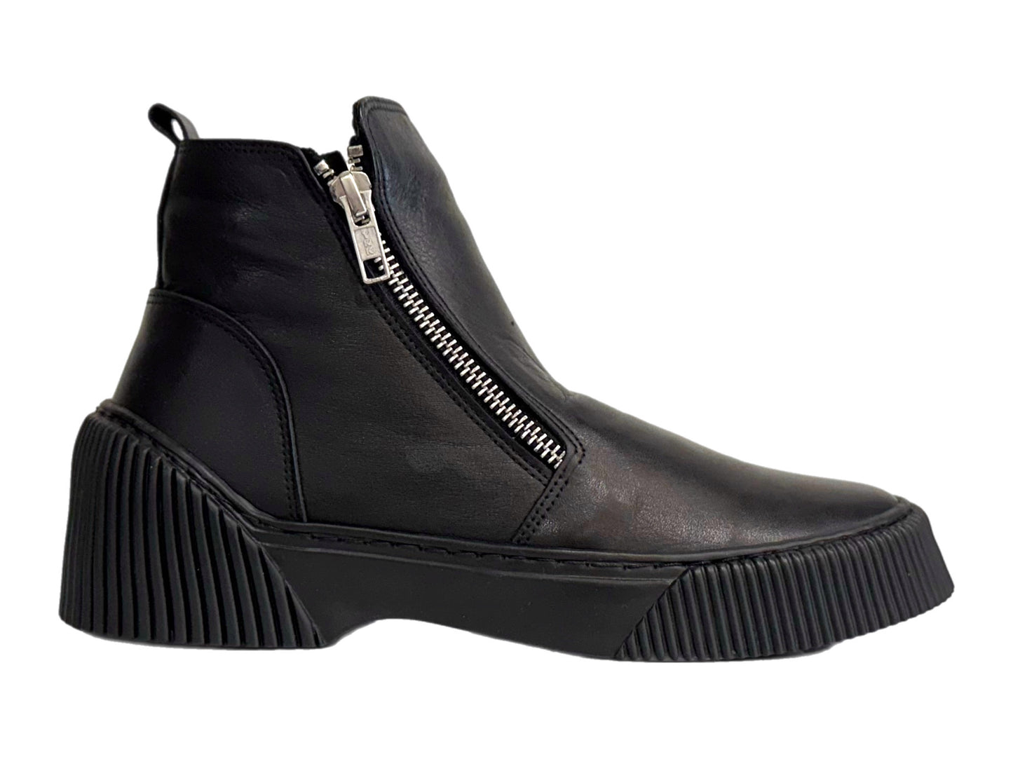 RILASSARE Tuscan - Black Leather