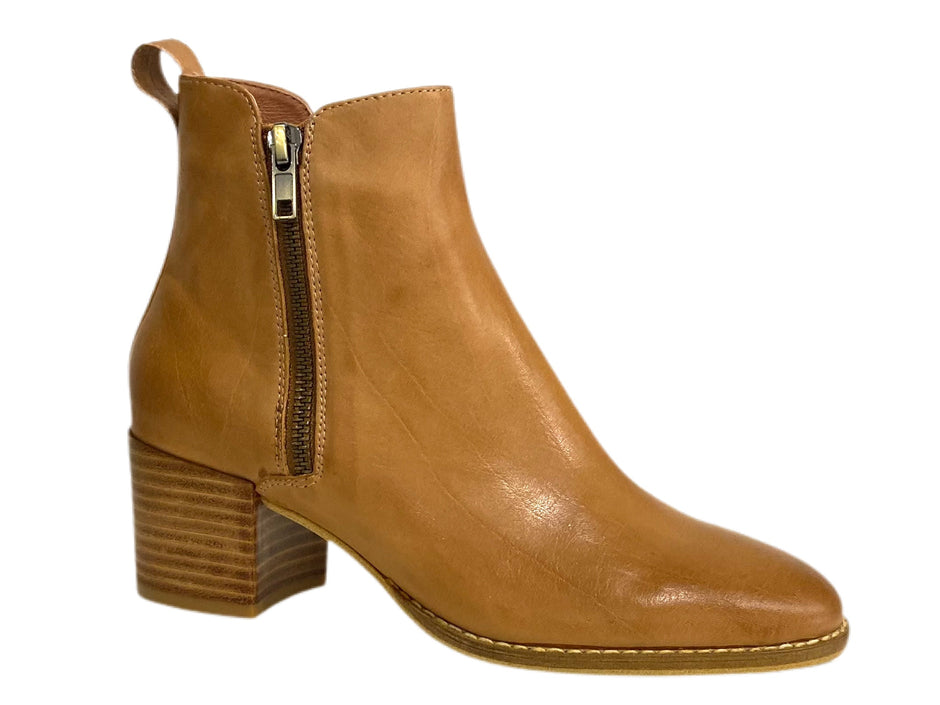 Blankas Cognac Leather - Django & Juliette