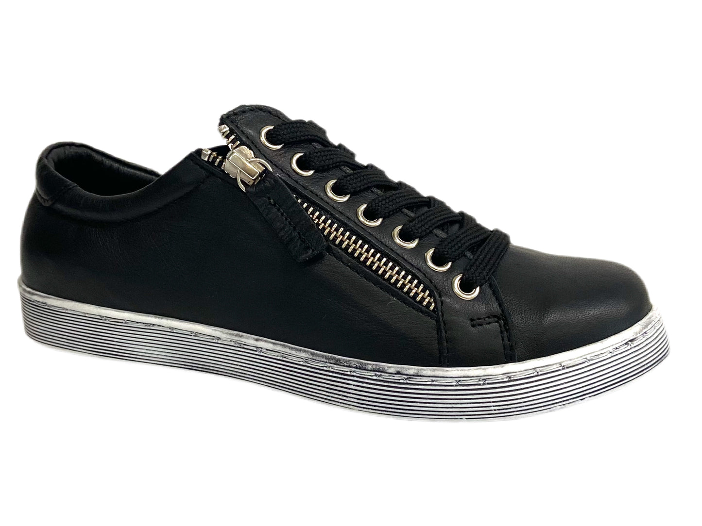 RILASSARE Token - Black Leather