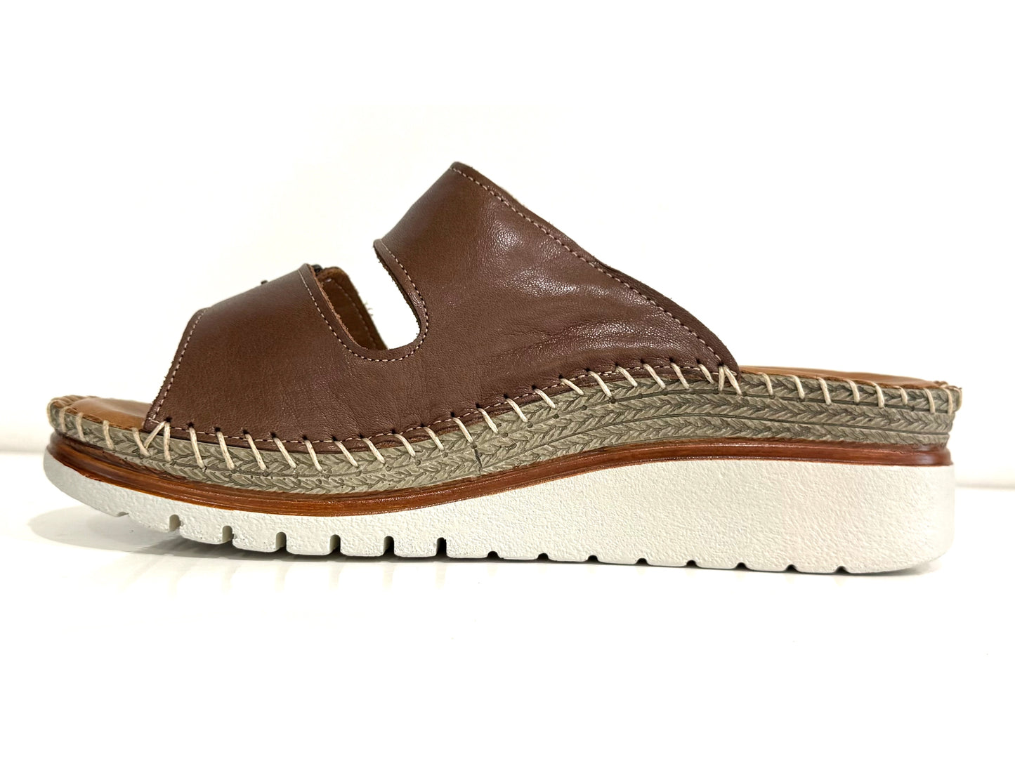 SALA Oasis - Praline (Dark Brown) Leather