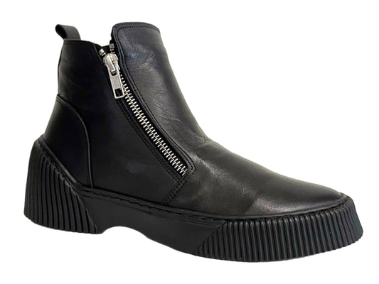 RILASSARE Tuscan - Black Leather